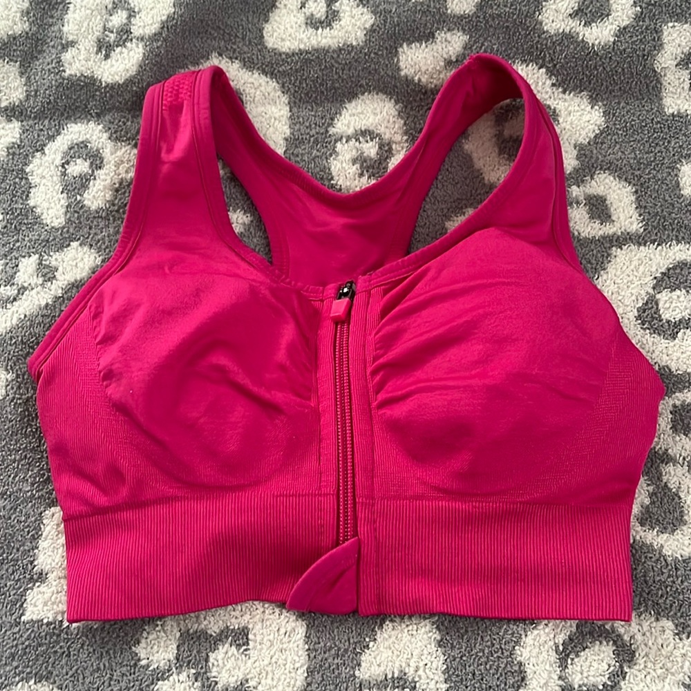 I am selling a women’s sports bra in size small it is by the brand flexibility!